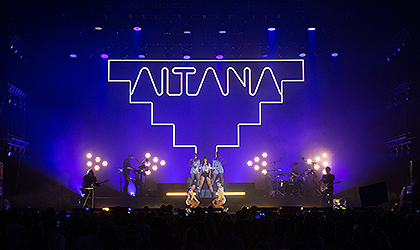 Spain’s Aitana Hits “Play” with Dynamic Rayzor 760 Effects