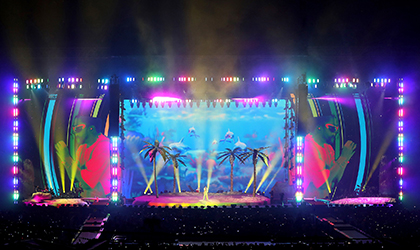 Travis Shirley thinks outside the box with Proteus Rayzor Blade on Bad Bunny “World's Hottest Tour”