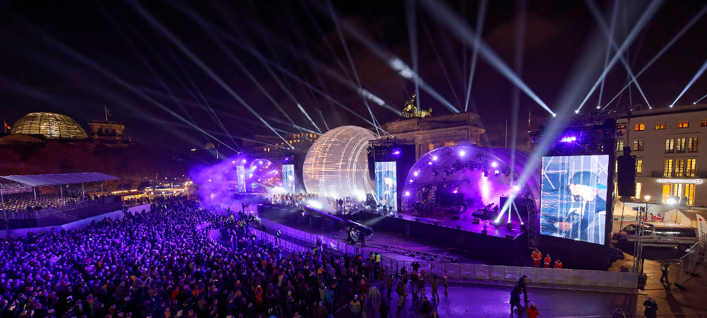 Germany Celebrates Unification Anniversary with Elation Lighting