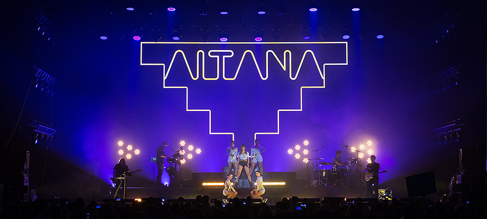 Spain’s Aitana Hits “Play” with Dynamic Rayzor 760 Effects