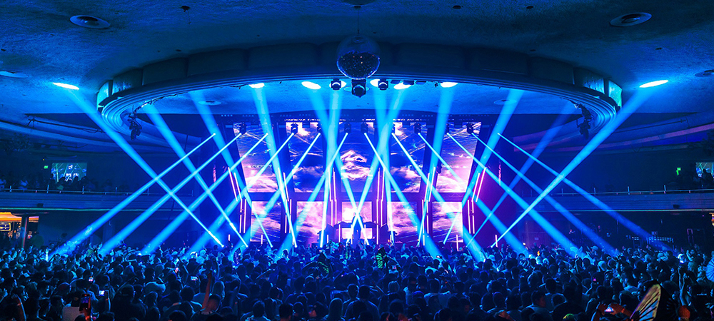 Elation Smarty Hybrid main mover for sold-out Deorro shows at Hollywood Palladium