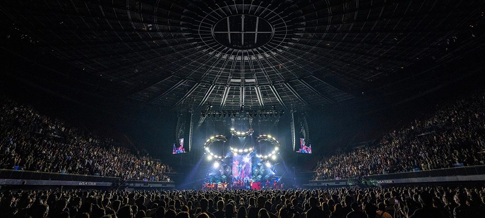 Dave Matthews Band Elevates Summer Tour with Elation Lighting