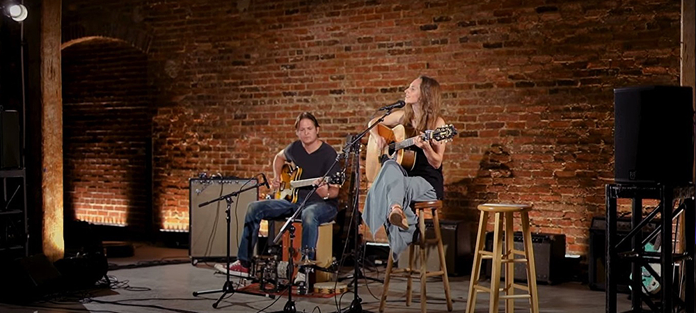 Special Event Services hosts The Gray Room Sessions with Elation lights