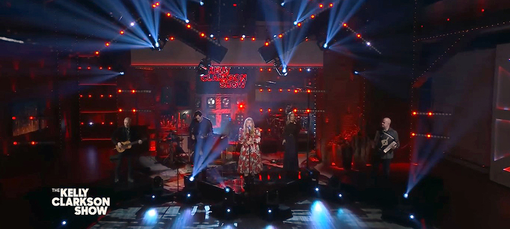 DCLighting keeps it fresh on The Kelly Clarkson Show with versatile Elation lighting