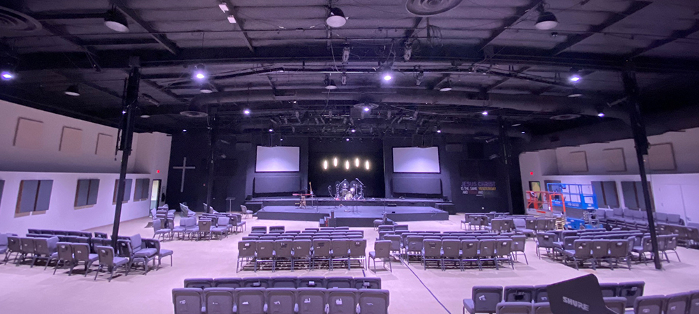 Icon Media transforms church sanctuary using dynamic qualities of Elation Fuze Pendant