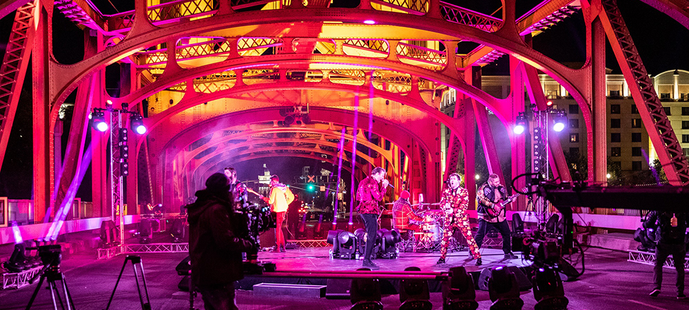 Elation lights for PPV concert on historic Sacramento Bridge