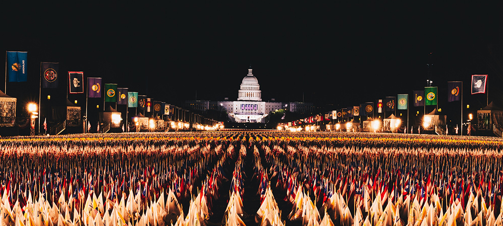 Chris Lisle lights Inauguration ‘Field of Flags’ on National Mall with Elation